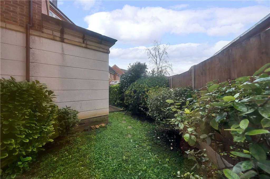Allenby Road, London, SE28, photo 18