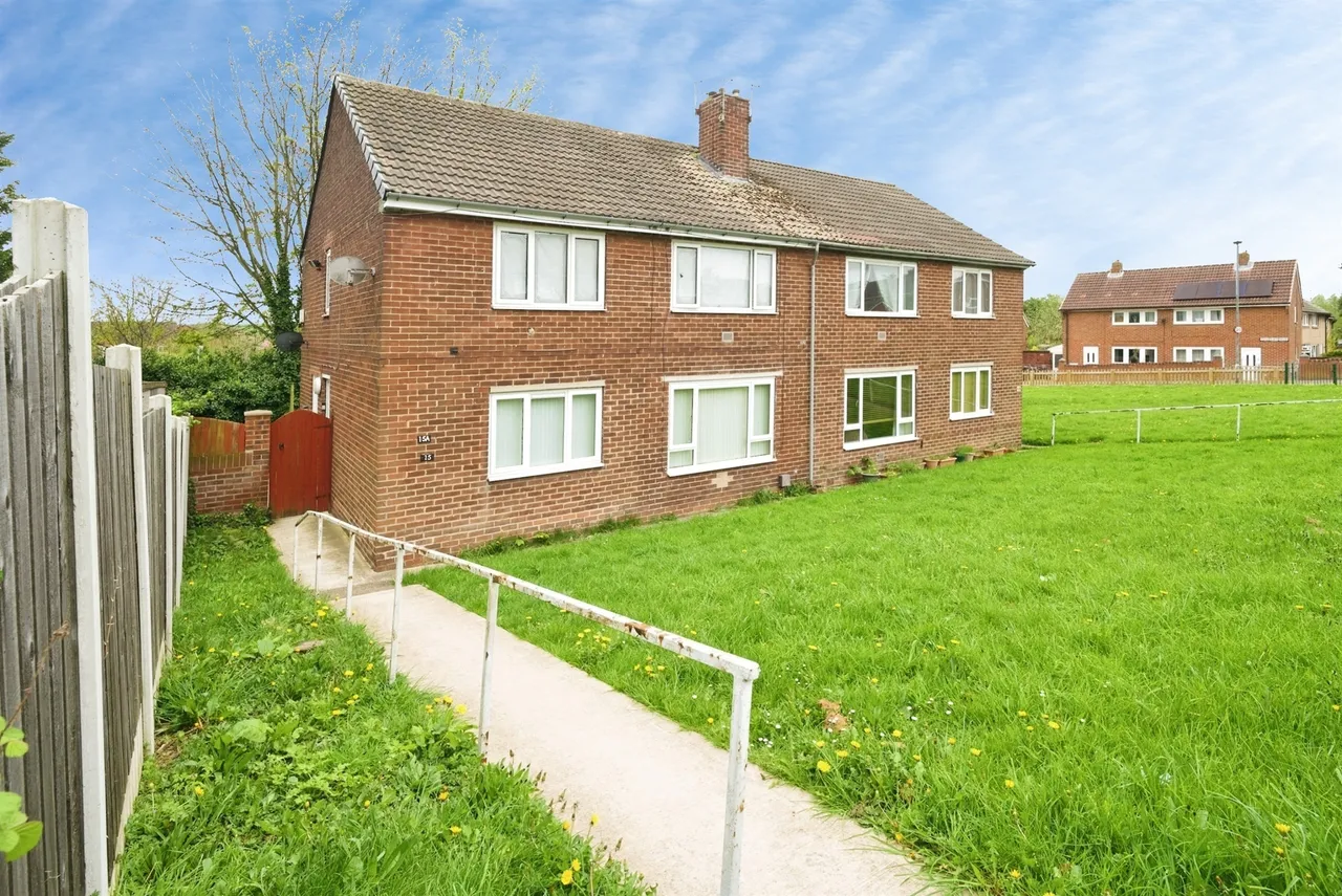 1 bed house for sale — Meadstead Drive, Royston, Barnsley