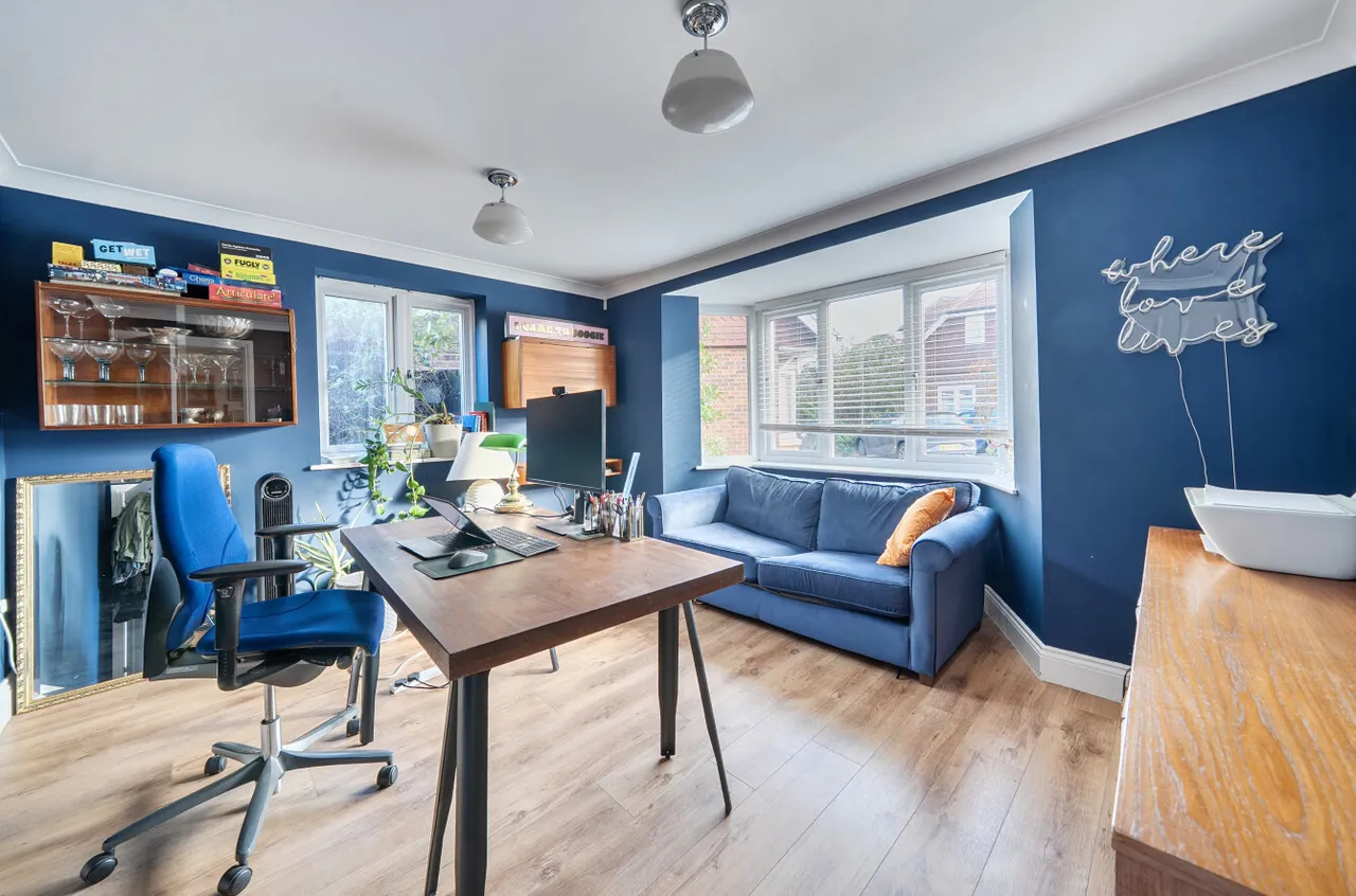 Orchard Close, Walton On Thames, KT12, photo 6