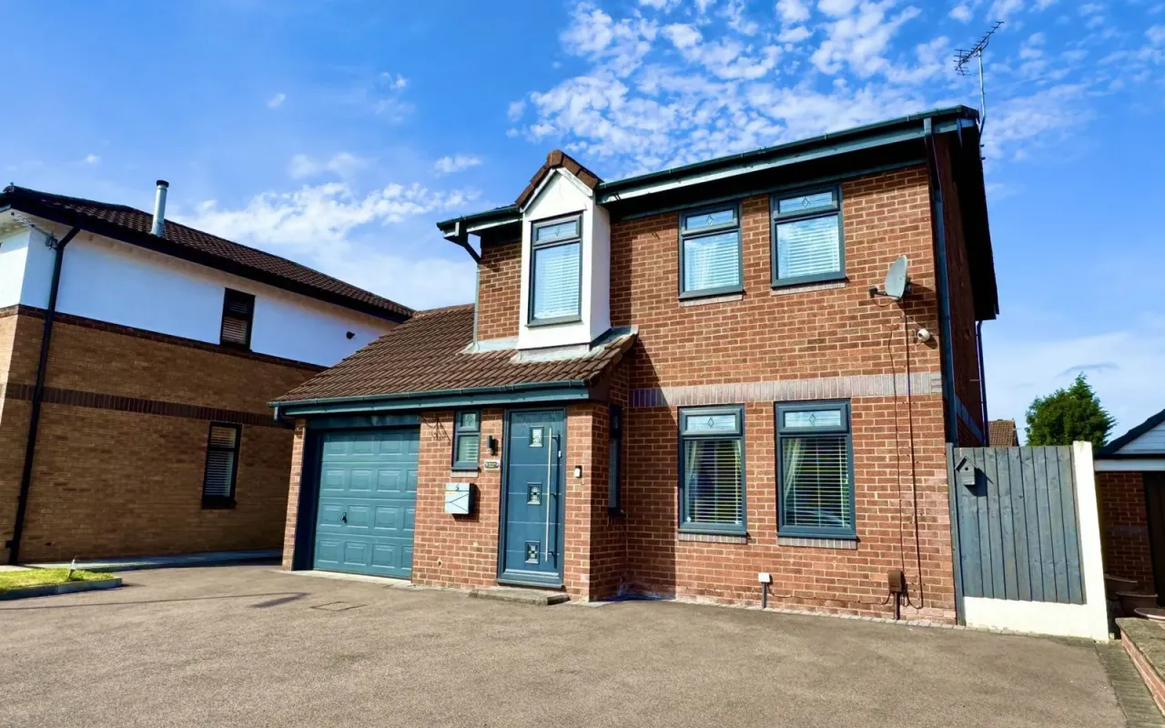 3 bed house for sale — Beaumont Avenue, St Helens