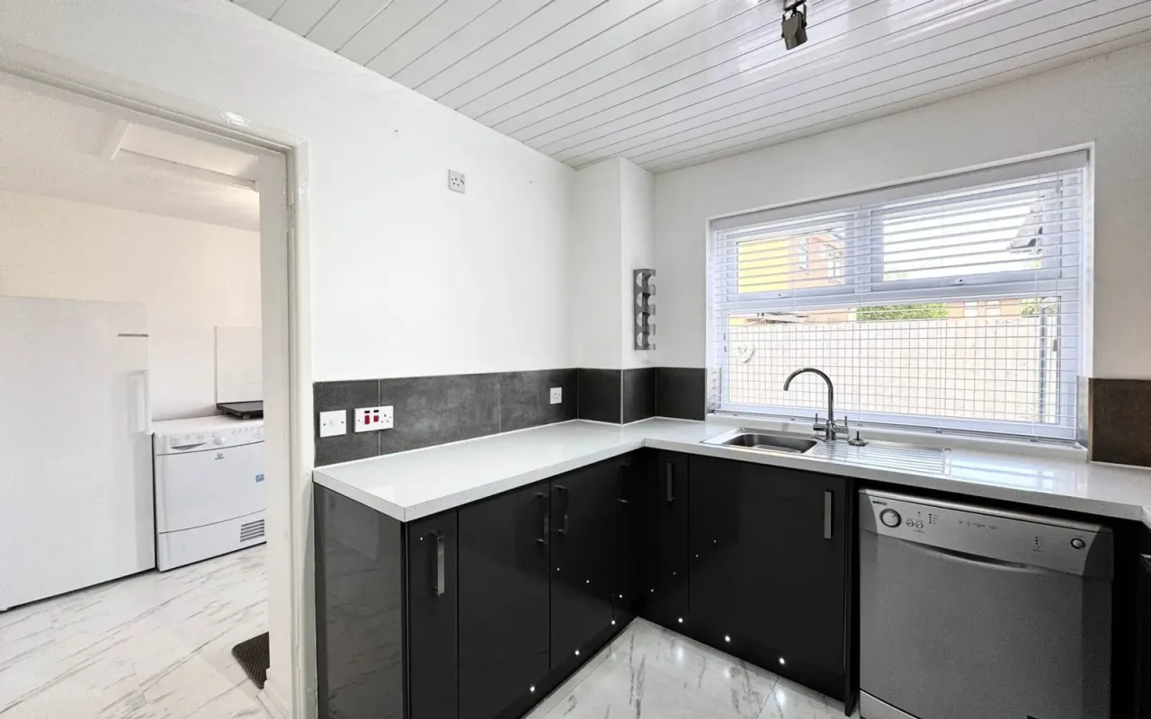 Beaumont Avenue, St Helens, photo 10