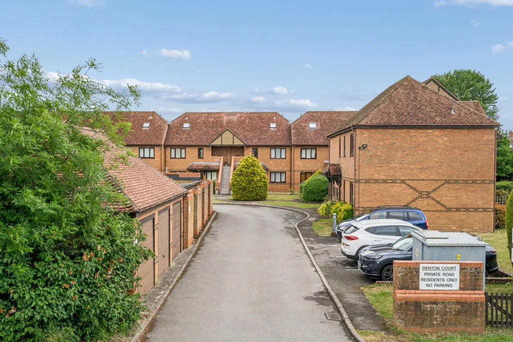 Denton Court Bobmore Lane, Marlow SL7 1GW, photo 7