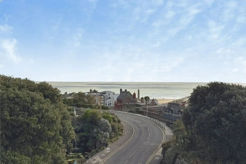Albion Hill, Ramsgate, CT11, photo 11