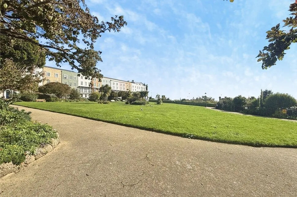 Albion Hill, Ramsgate, CT11, photo 16