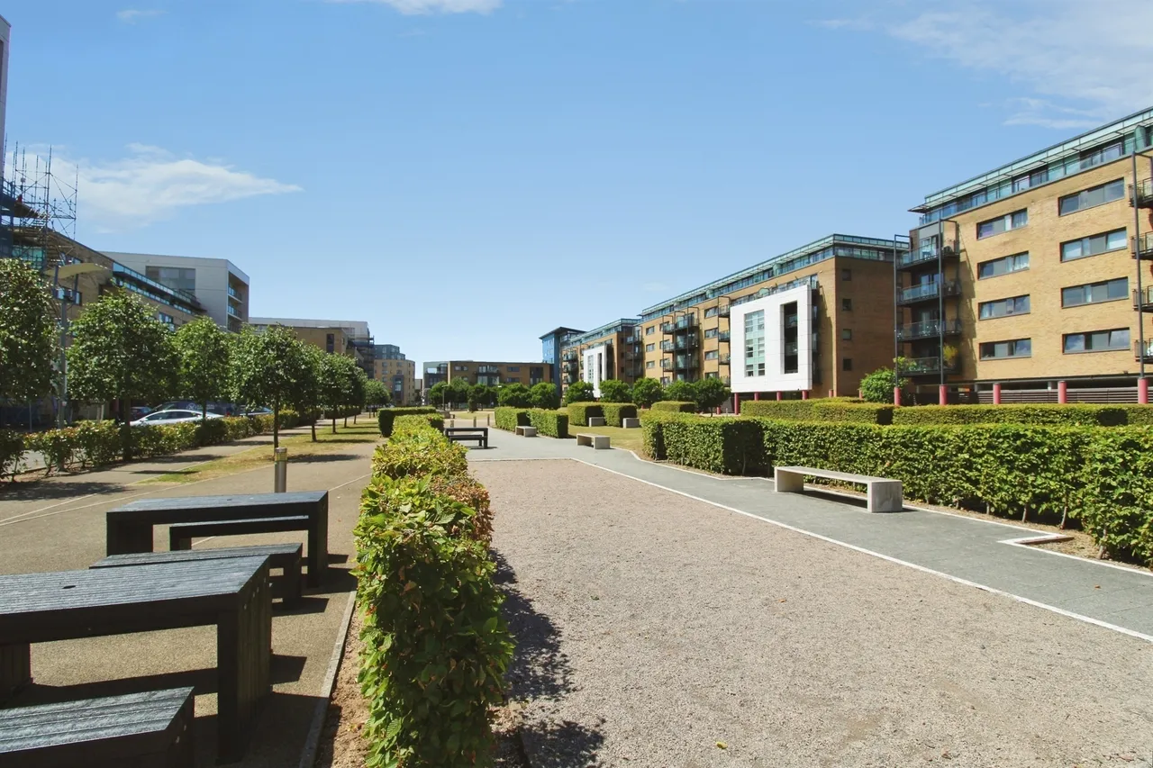 Ferry Court, Cardiff, CF11, photo 13