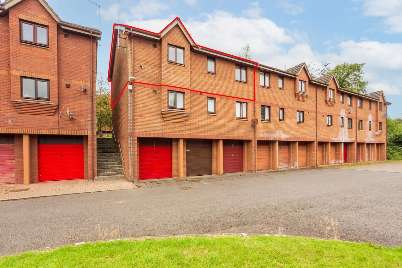 Kirkpatrick Court, Dumfries, DG2, photo 4