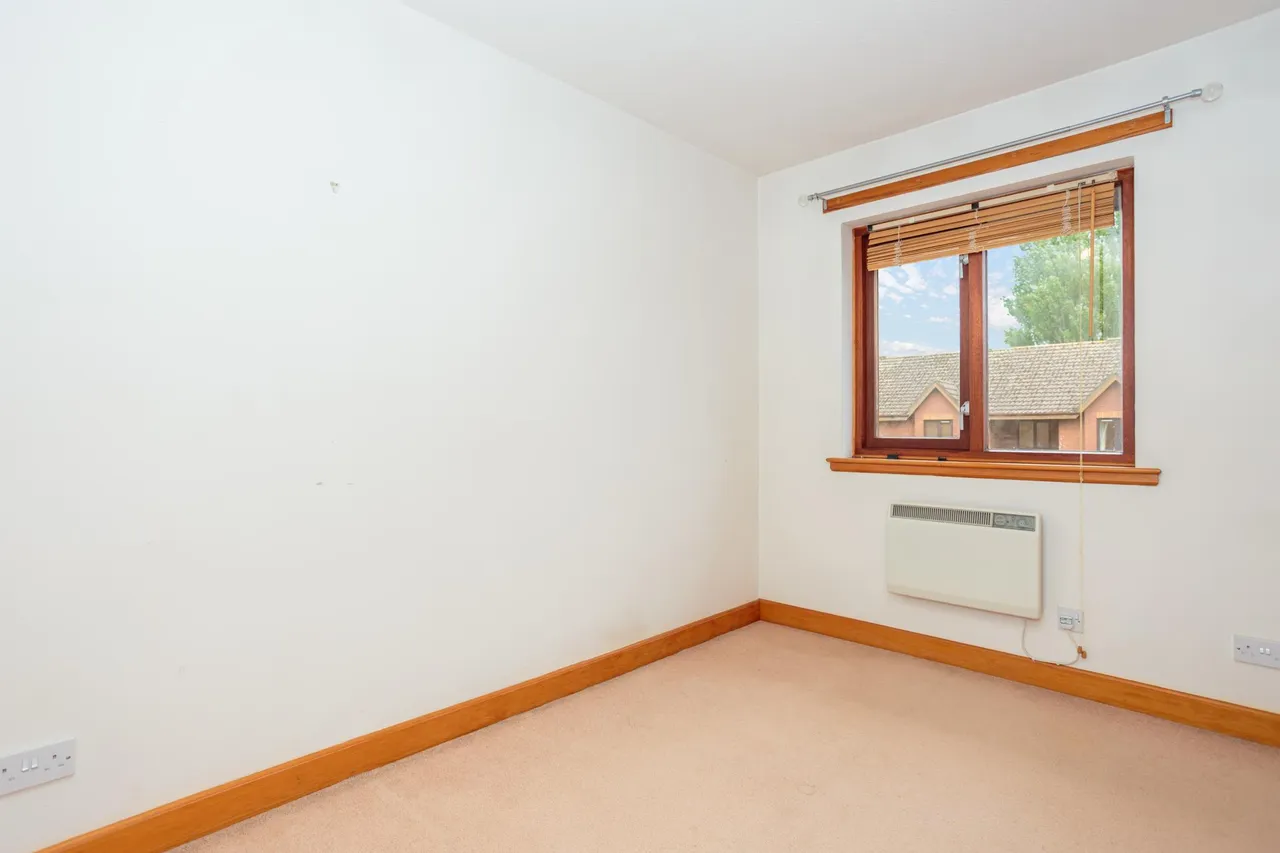 Kirkpatrick Court, Dumfries, DG2, photo 16