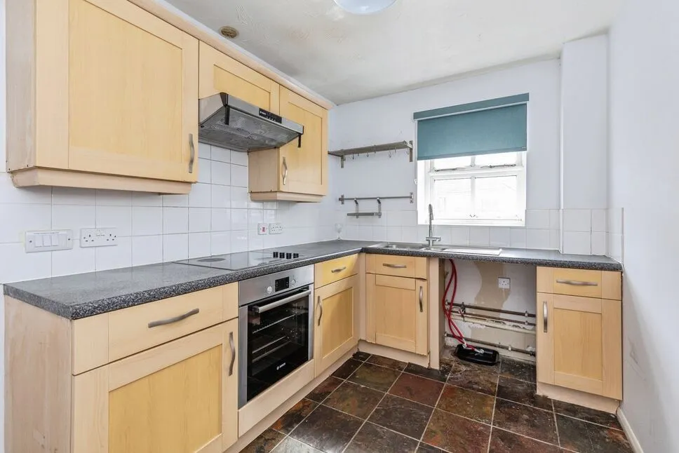 Harriet Drive, Rochester, Kent, ME1, photo 2