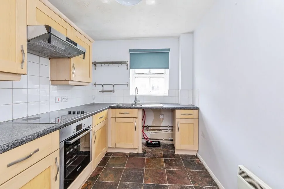 Harriet Drive, Rochester, Kent, ME1, photo 3