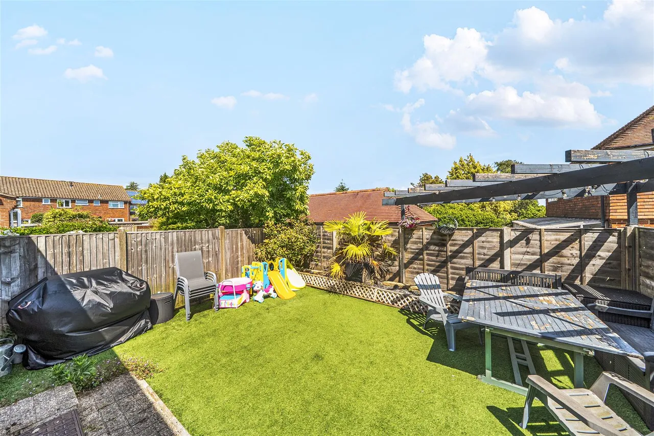 Garstons Close, Titchfield, photo 14