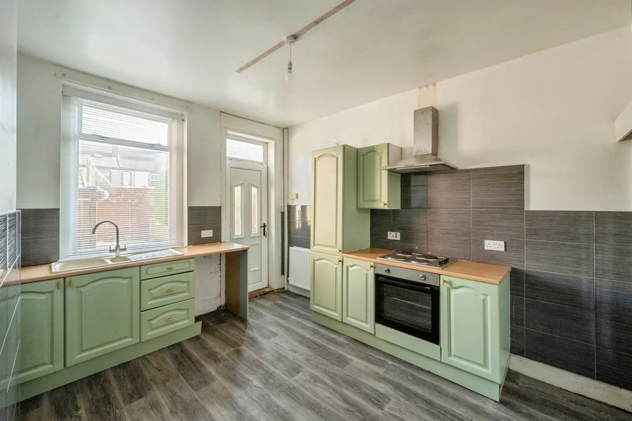 Victoria Road, Mexborough, photo 2