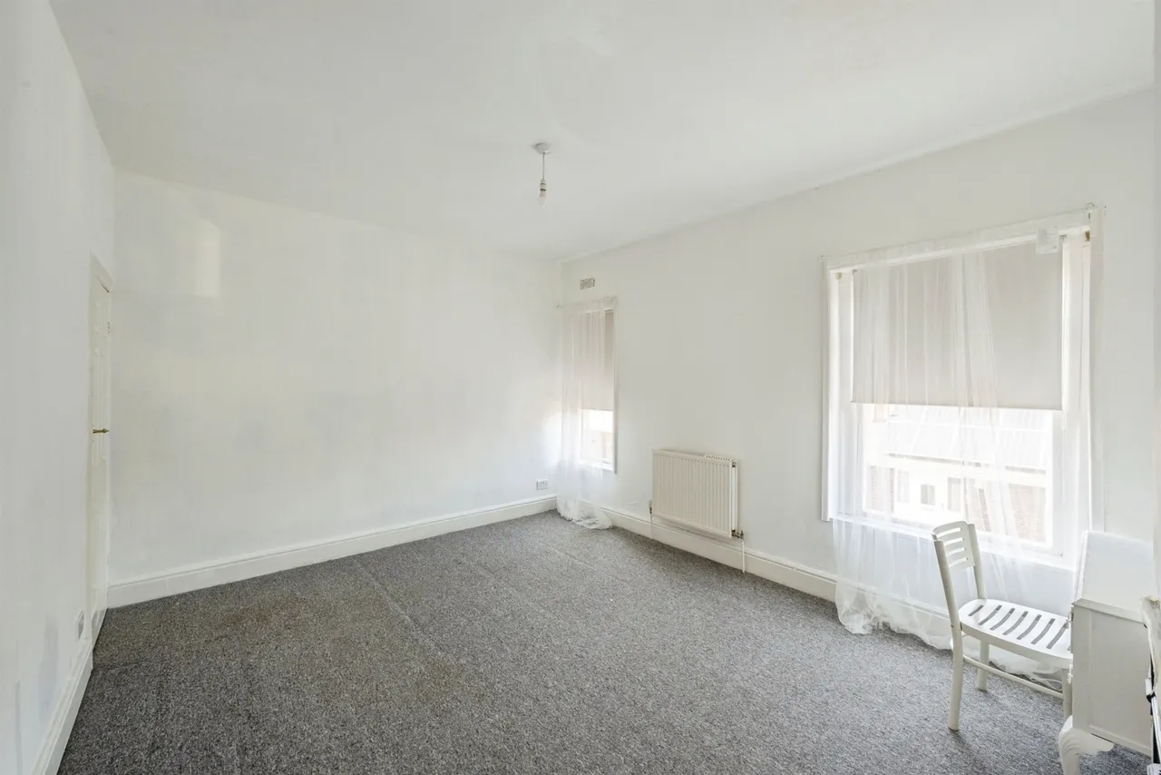 Victoria Road, Mexborough, photo 11
