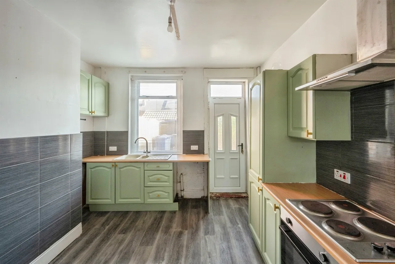 Victoria Road, Mexborough, photo 7