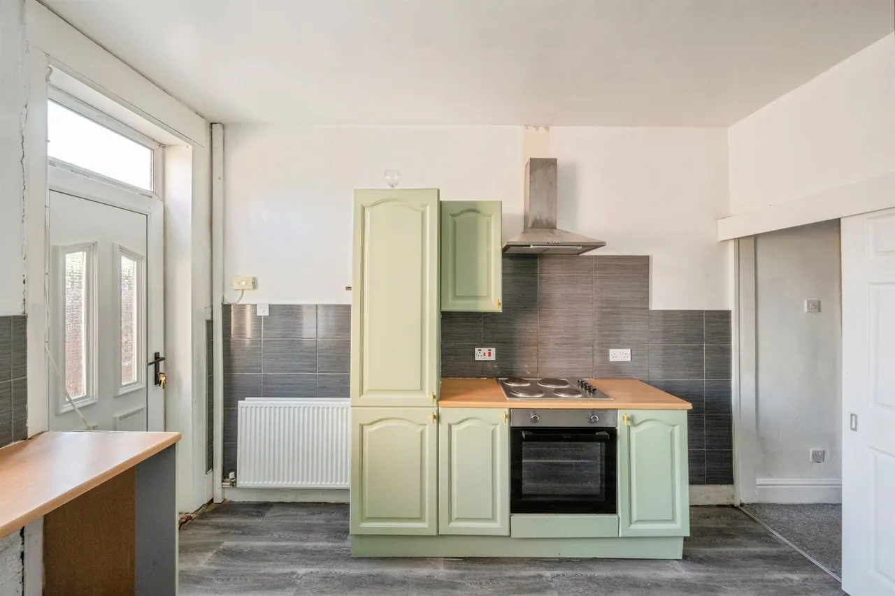 Victoria Road, Mexborough, photo 9