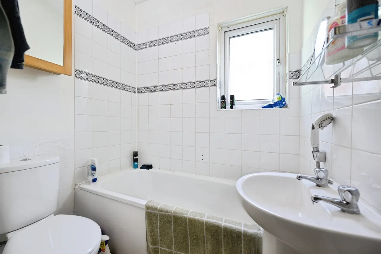 Highland Road, SOUTHSEA, photo 10