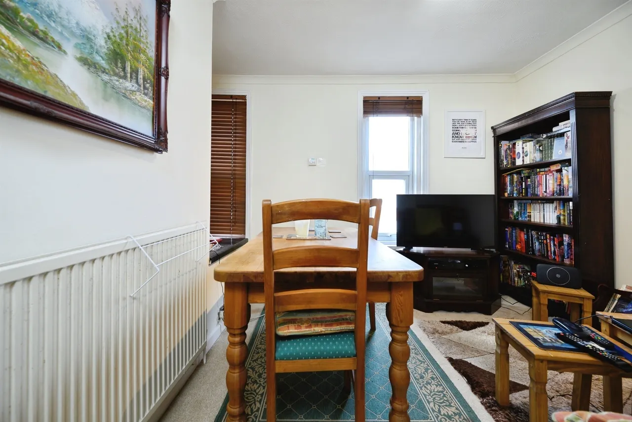 Highland Road, SOUTHSEA, photo 3