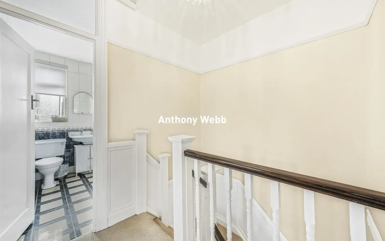 Huxley Place, Palmers Green, N13, photo 10