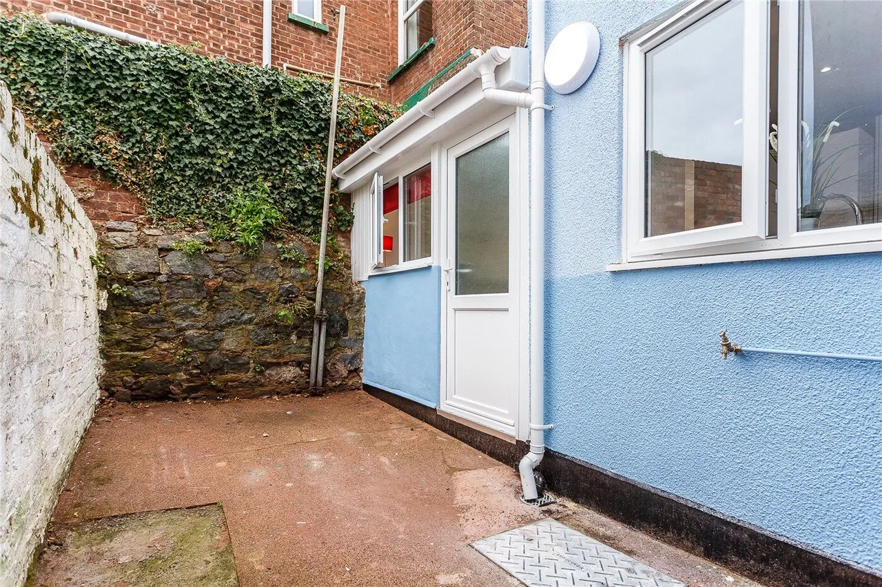 York Terrace, Exeter, EX4, photo 13