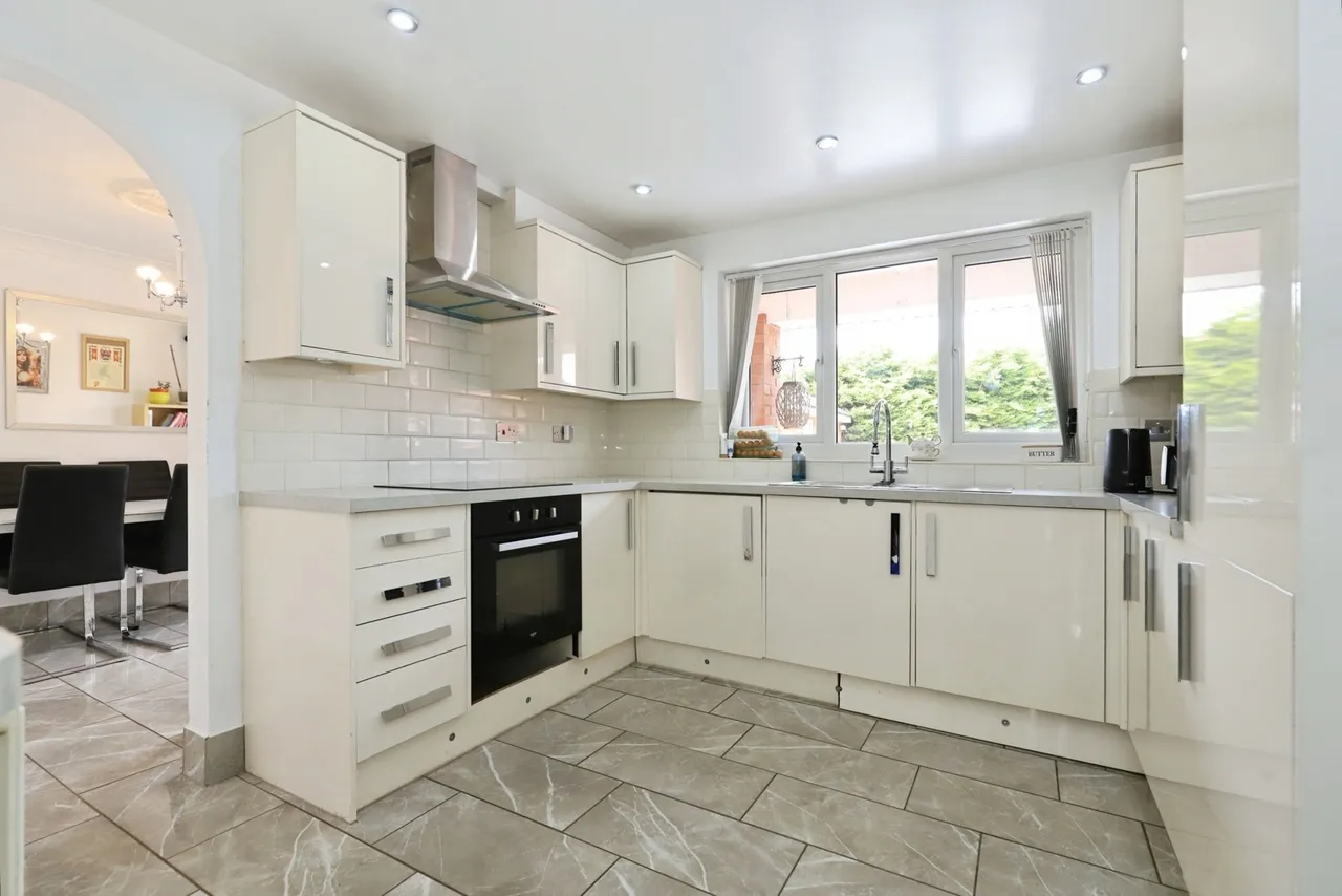 Worcester Road, Stourport-On-Severn, DY13, photo 5
