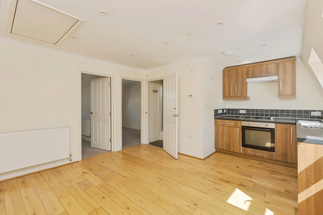London Road, Southborough, TN4, photo 6