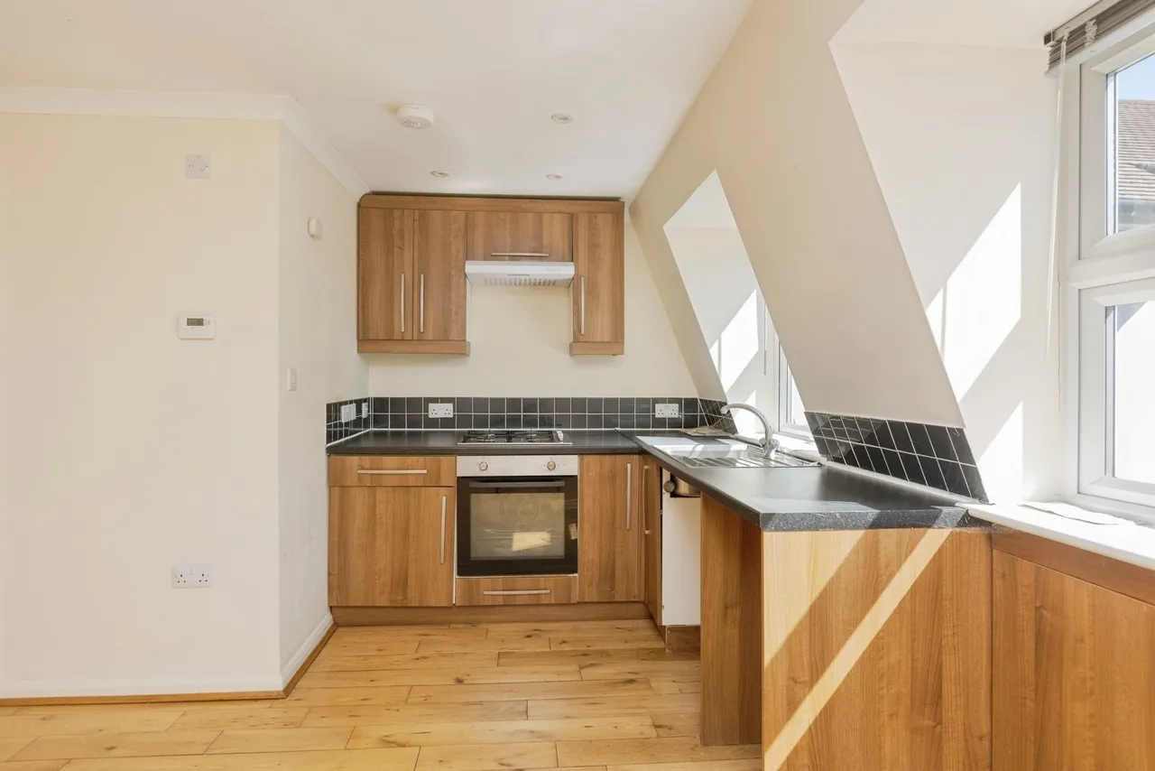 London Road, Southborough, TN4, photo 16