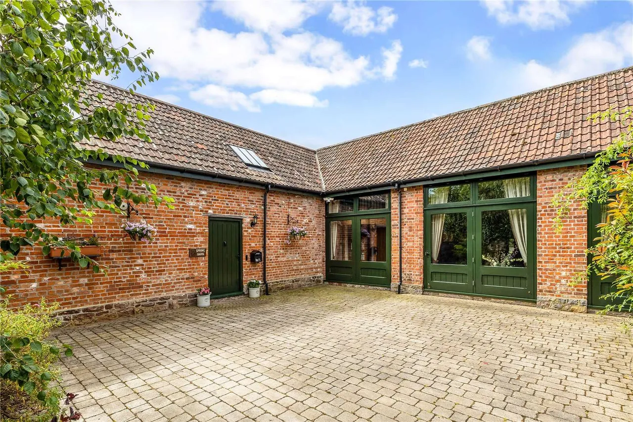 Eastwood Park, Falfield, GL12, photo 23