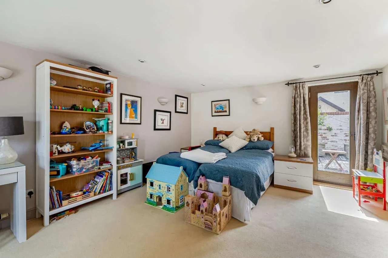 Eastwood Park, Falfield, GL12, photo 16