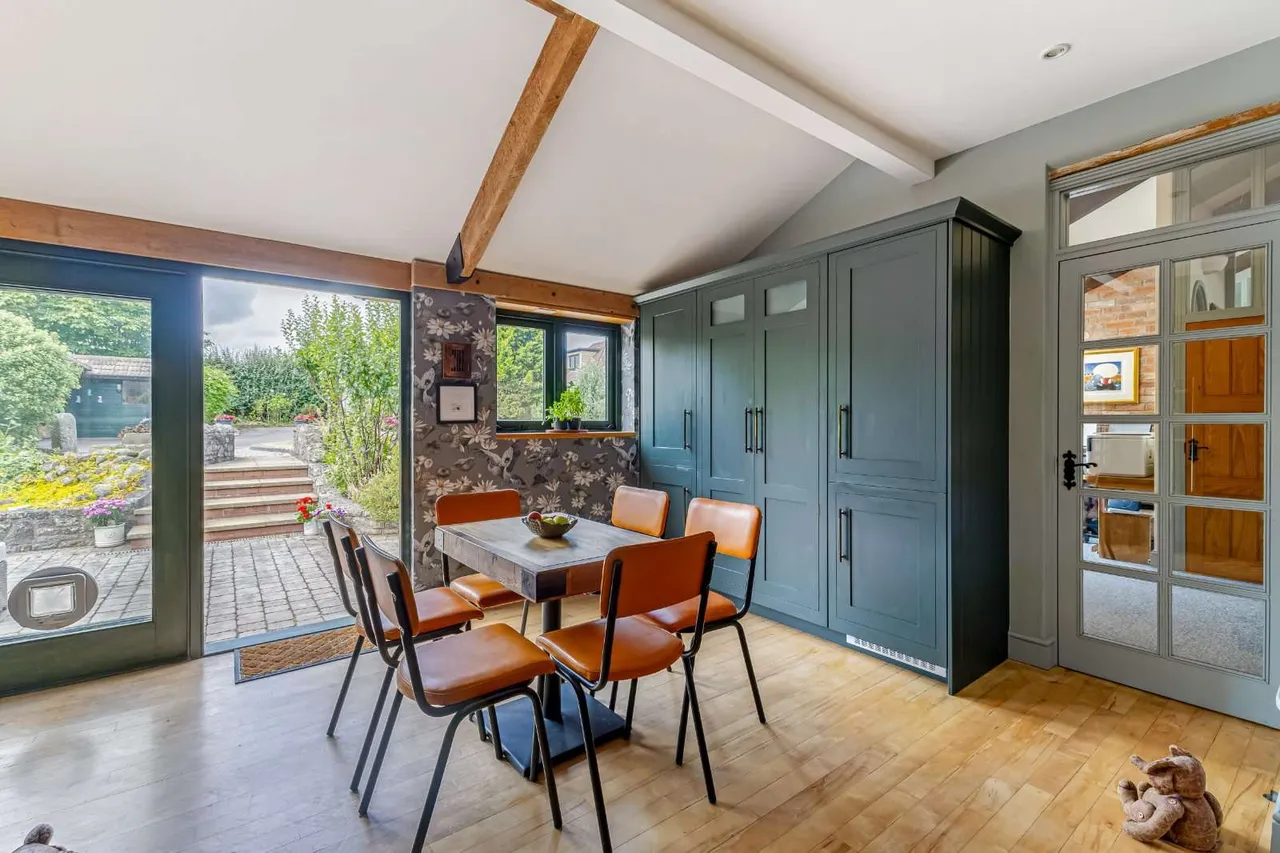Eastwood Park, Falfield, GL12, photo 8