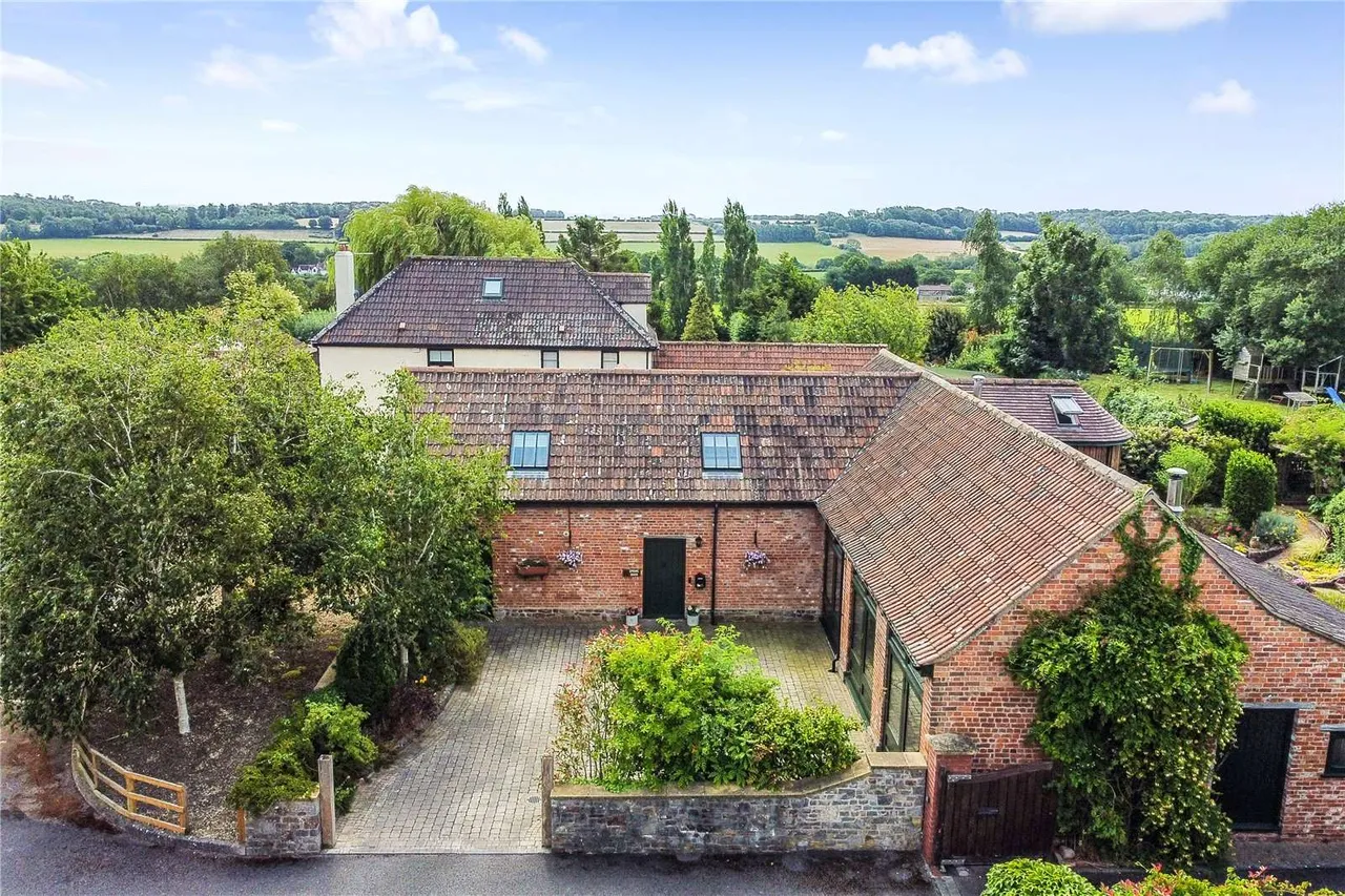 Eastwood Park, Falfield, GL12, photo 22