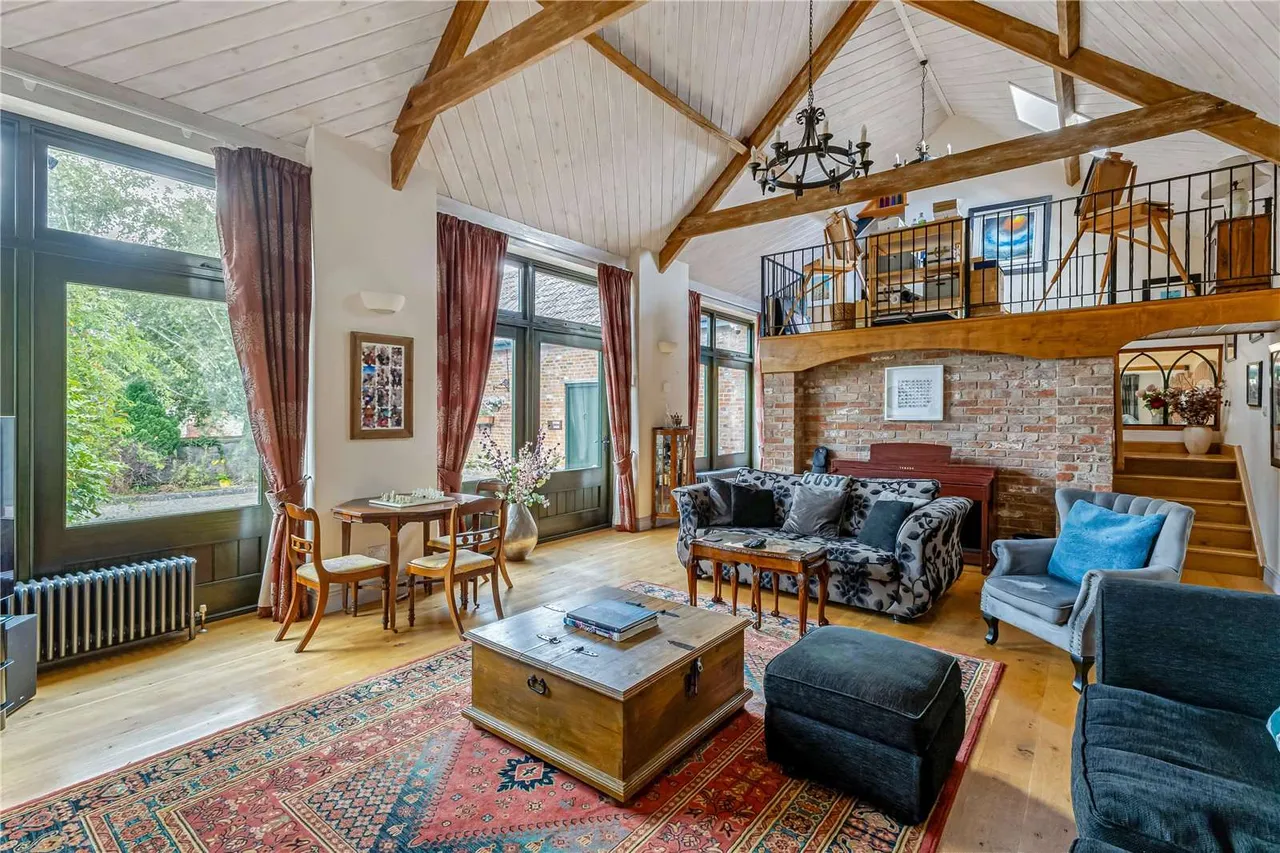 Eastwood Park, Falfield, GL12, photo 2