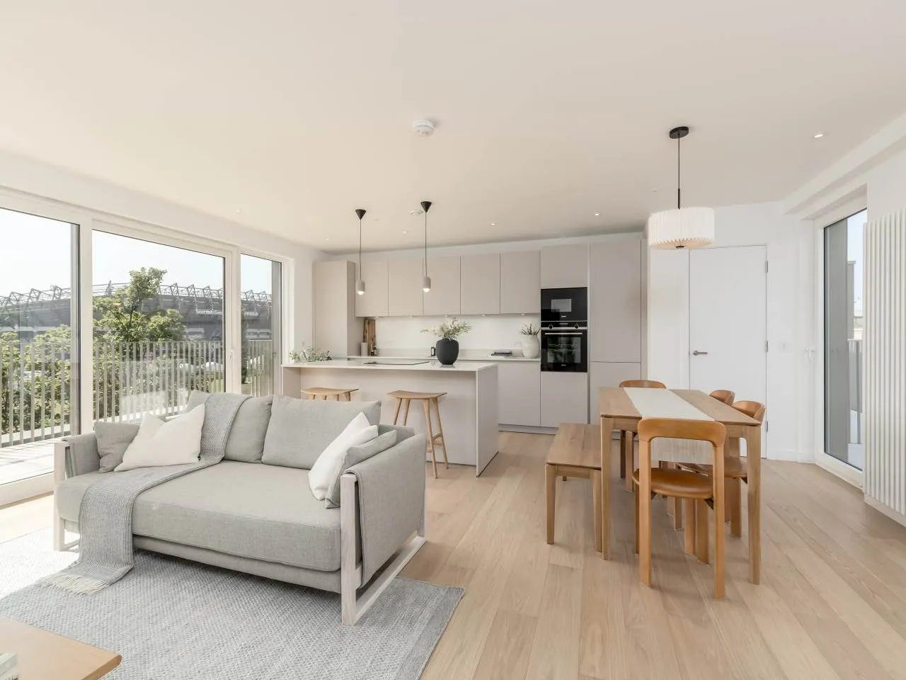 3 bed flat for sale, Corstorphine Road, Murrayfield Park, EH12
