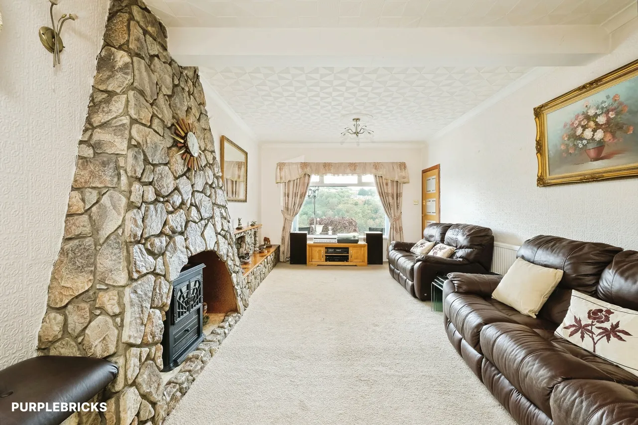 Christchurch Bungalows, Abertillery, NP13, photo 13