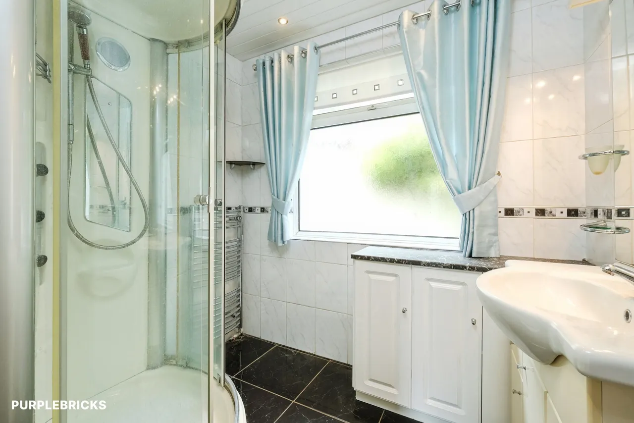 Christchurch Bungalows, Abertillery, NP13, photo 18
