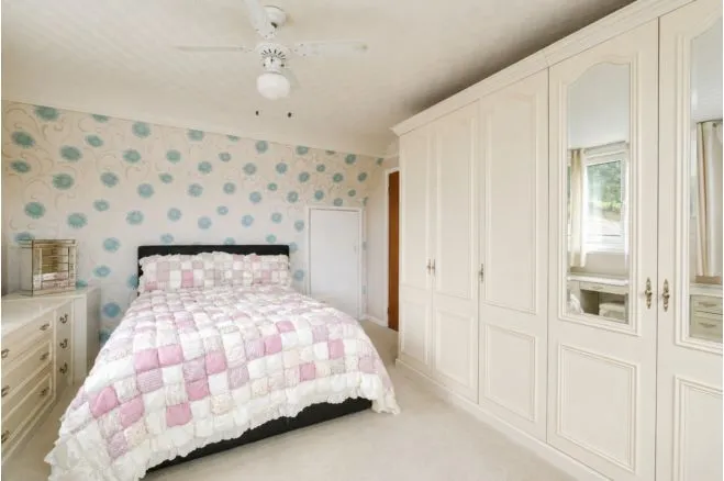 Christchurch Bungalows, Abertillery, NP13, photo 16