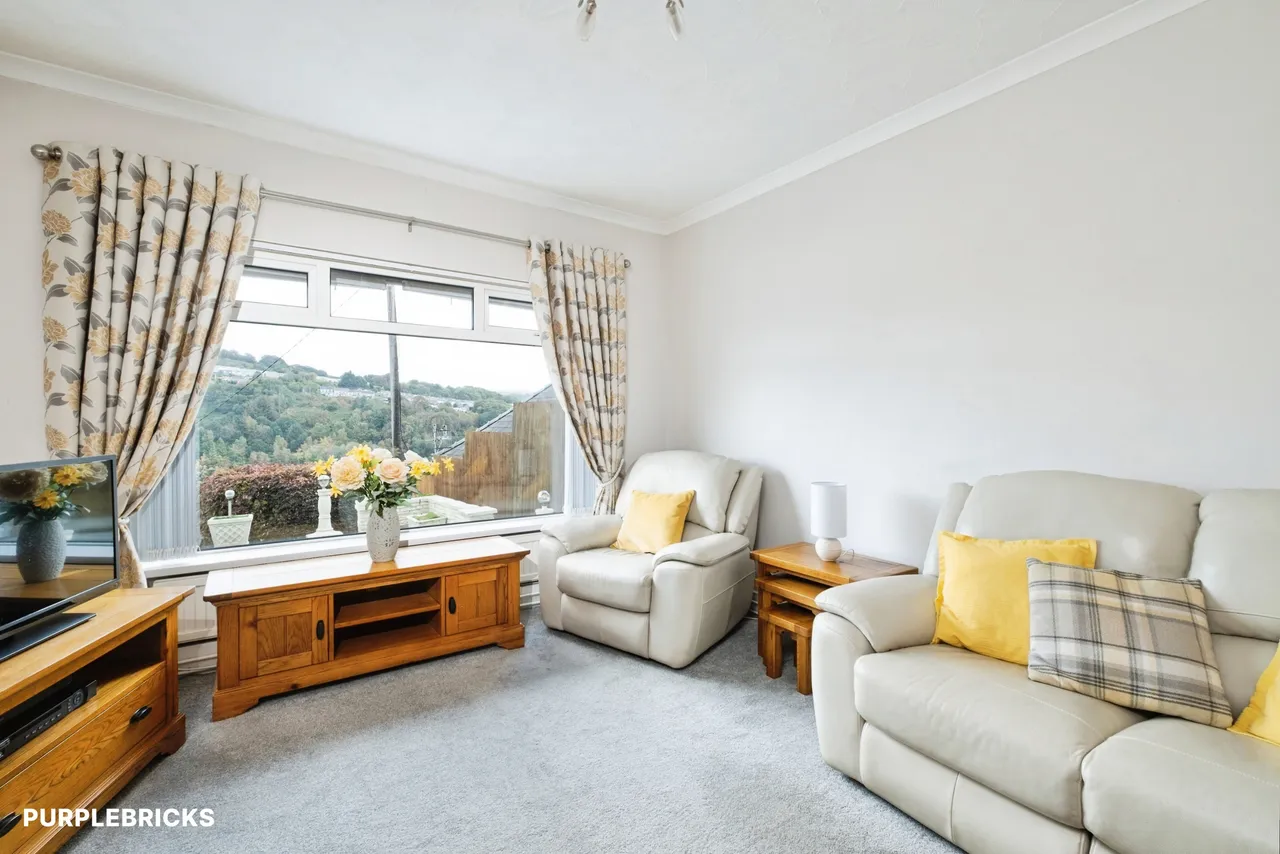Christchurch Bungalows, Abertillery, NP13, photo 12