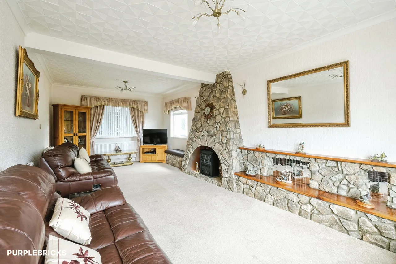 Christchurch Bungalows, Abertillery, NP13, photo 14