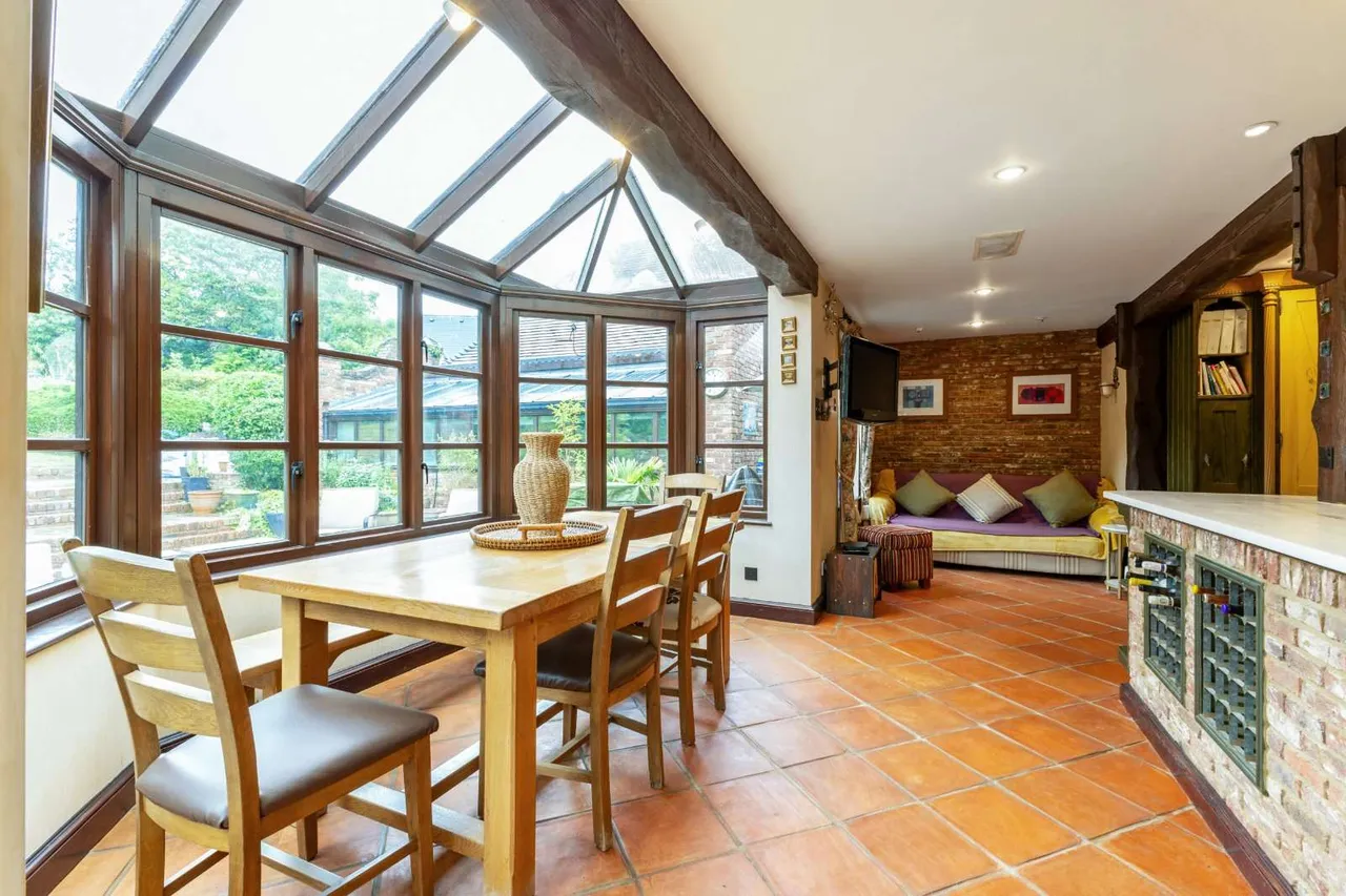 High Street, Clophill, MK45, photo 11