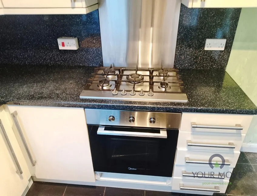 Victoria Road, Kirkby-in-Ashfield, NG17, photo 9