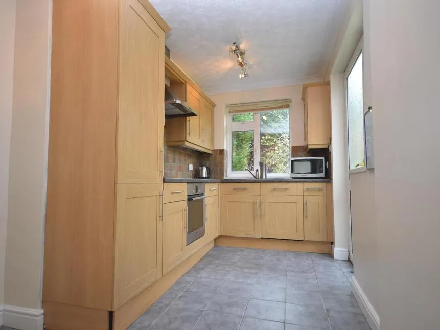 Westhall Close, Carlton-Le-Moorland, Lincoln, LN5, photo 9
