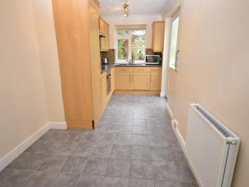 Westhall Close, Carlton-Le-Moorland, Lincoln, LN5, photo 8