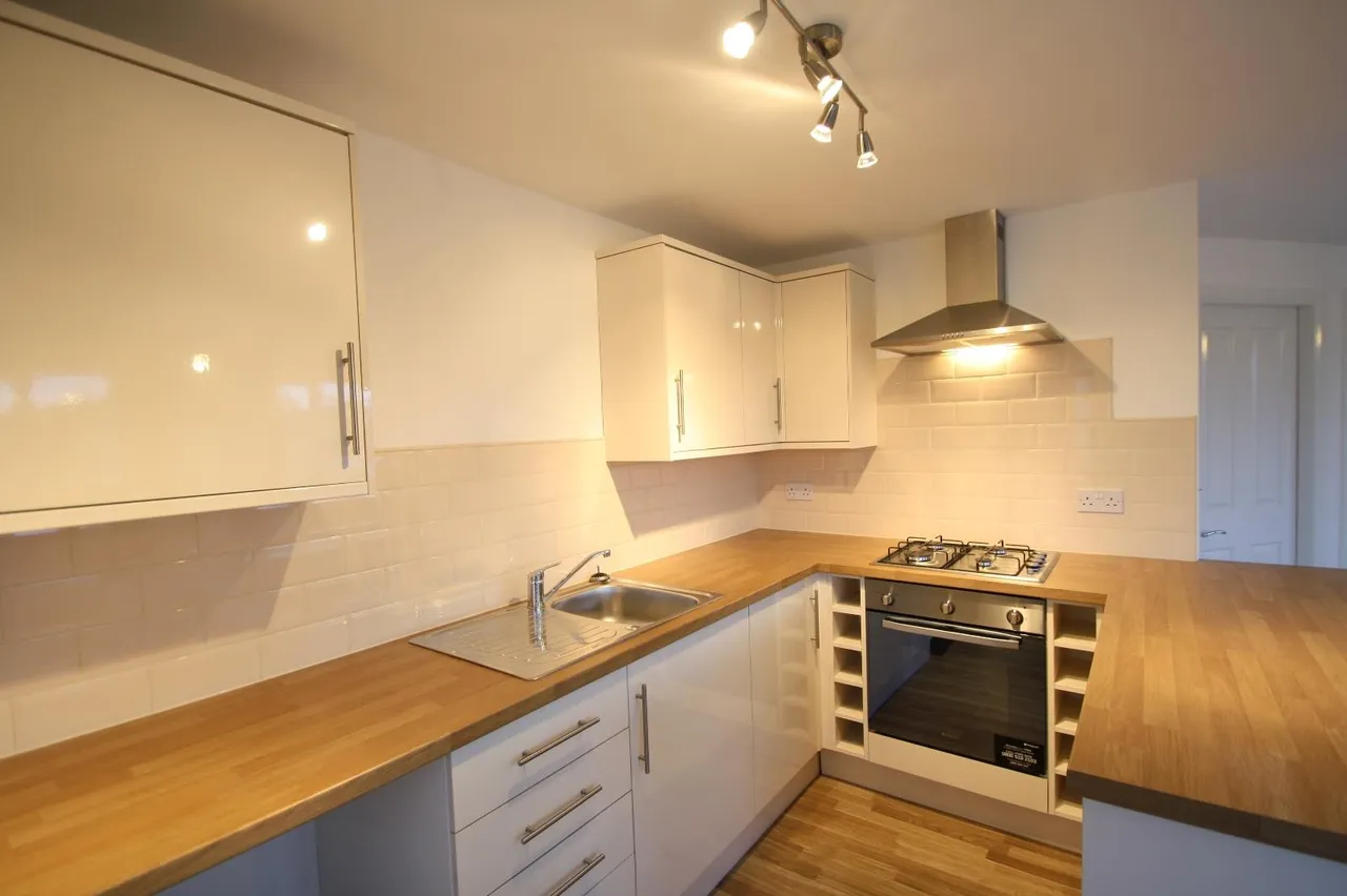 Elland Road, Churwell, LS27, photo 5