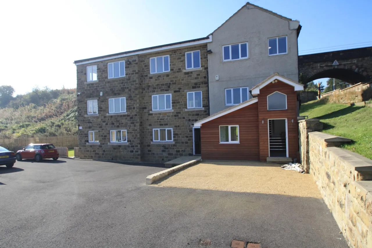 Elland Road, Churwell, LS27, photo 2