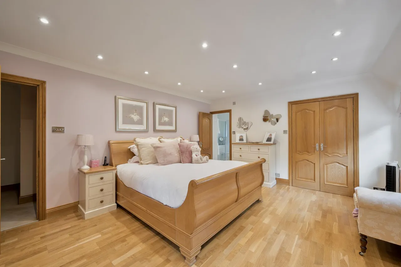 Woodland Way, Kingswood, photo 20