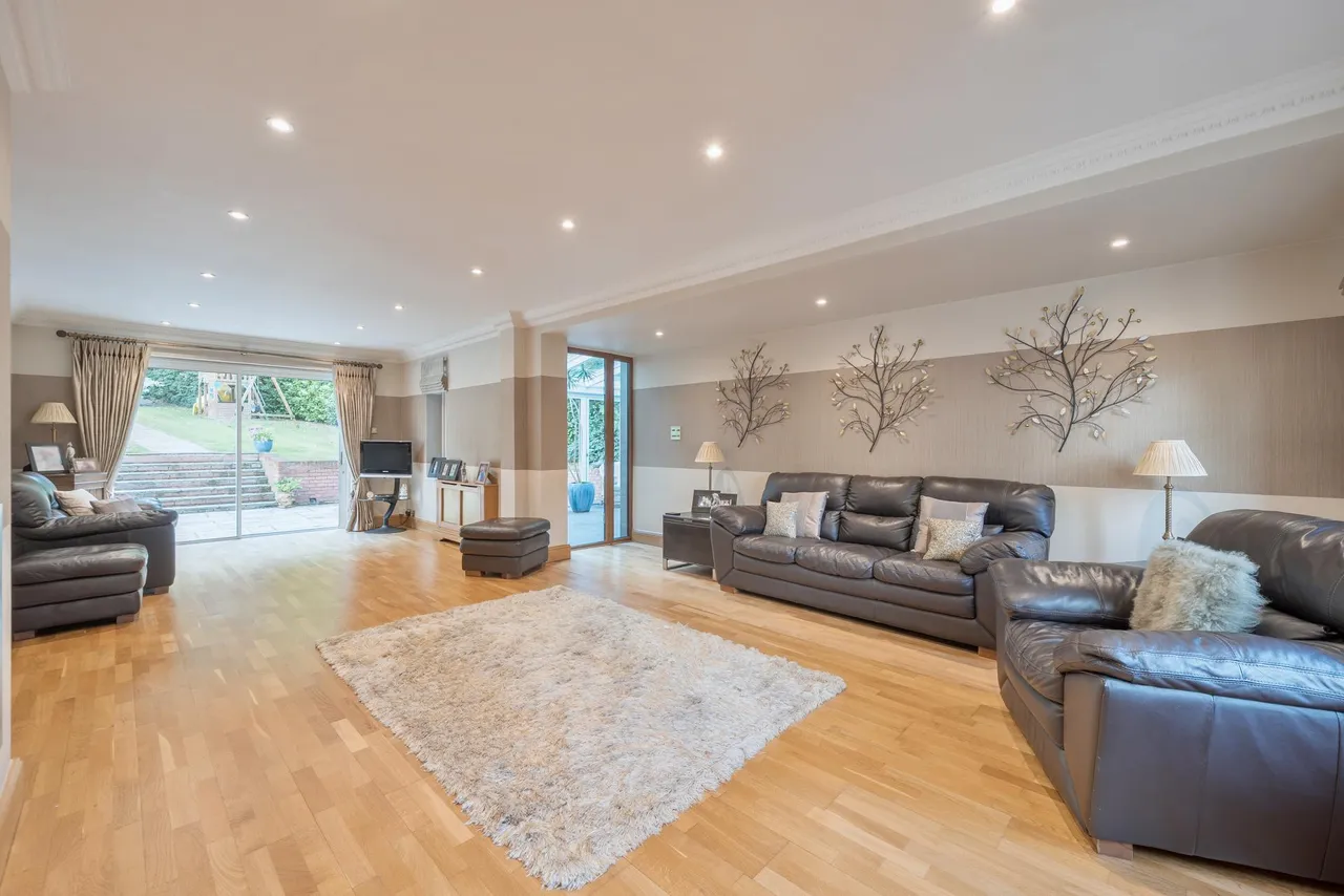 Woodland Way, Kingswood, photo 4