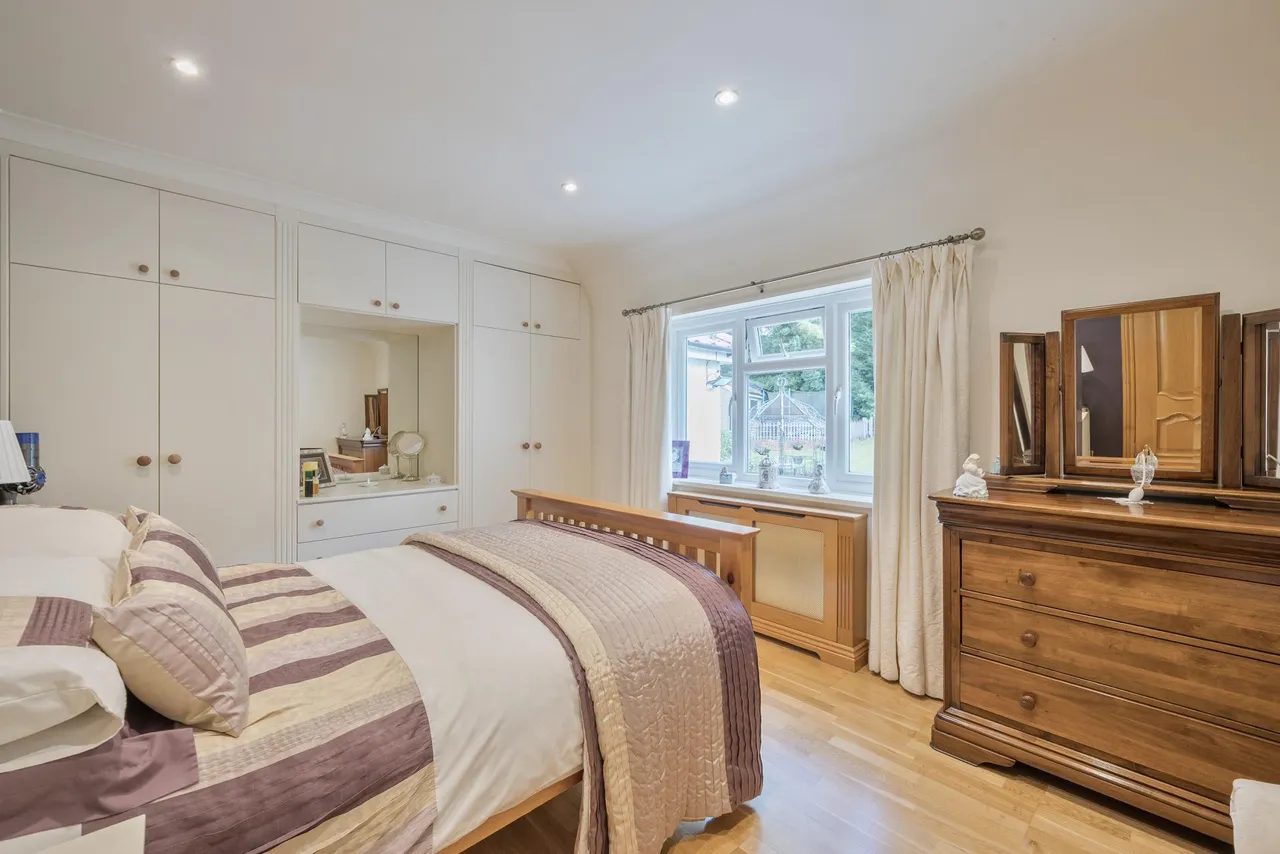 Woodland Way, Kingswood, photo 25