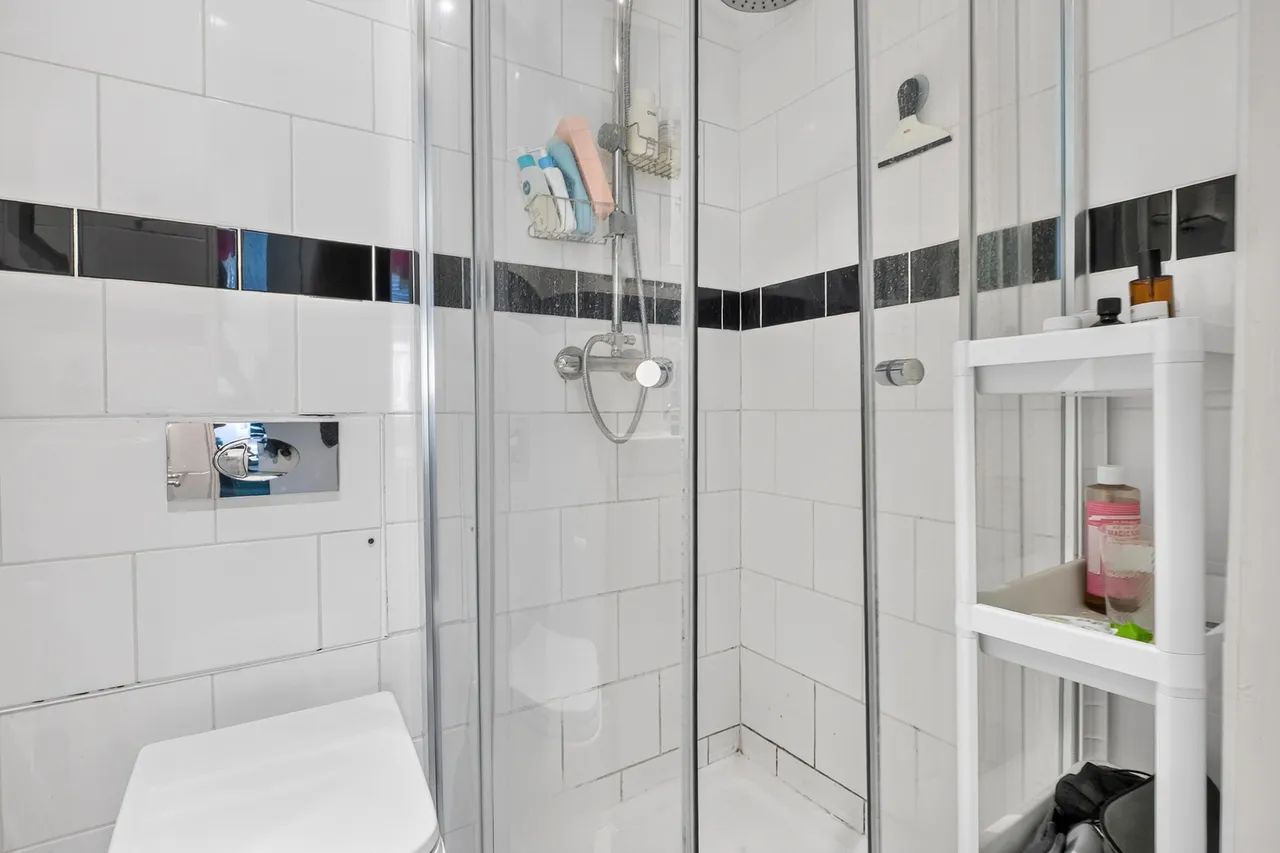 Clerkenwell Road, London, EC1M, photo 9