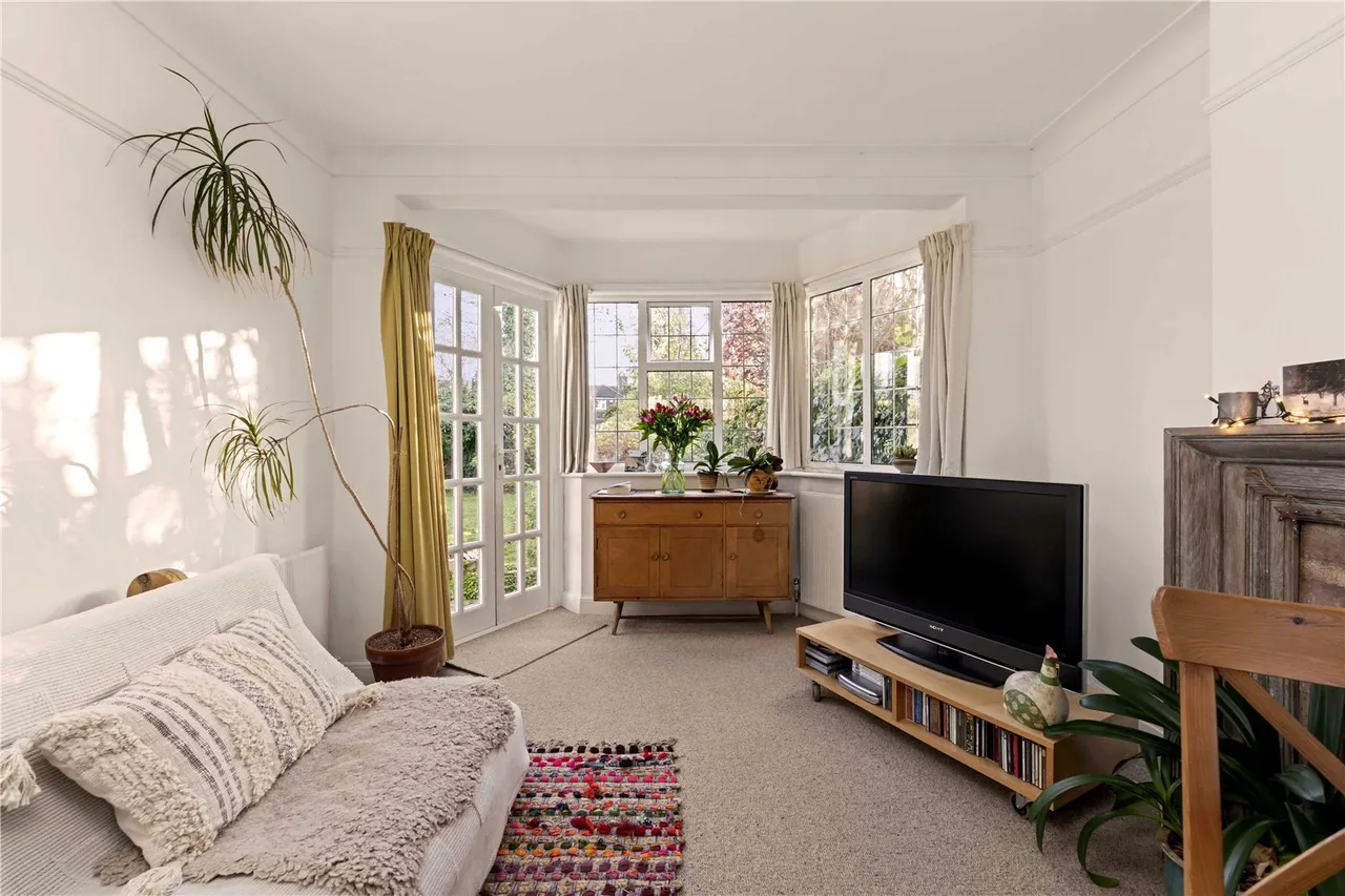 Redway Drive, Whitton, TW2 7NW, photo 3