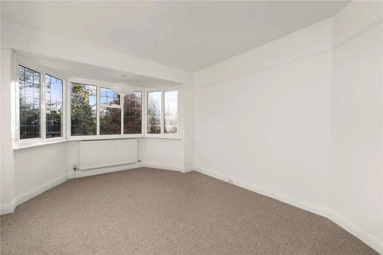 Redway Drive, Whitton, TW2 7NW, photo 9