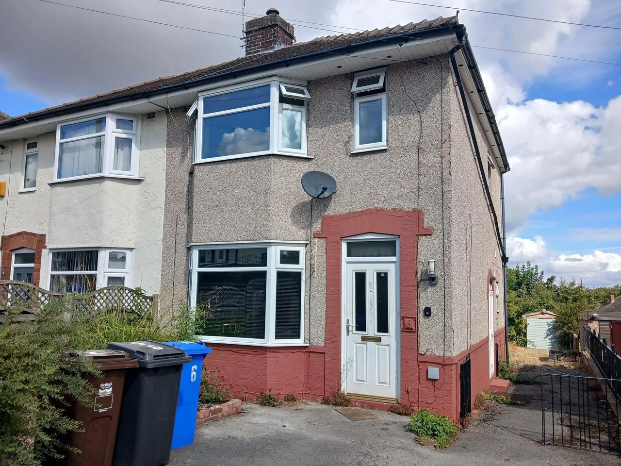 3 bed house for sale — Kirkdale Drive, Handsworth, Sheffield