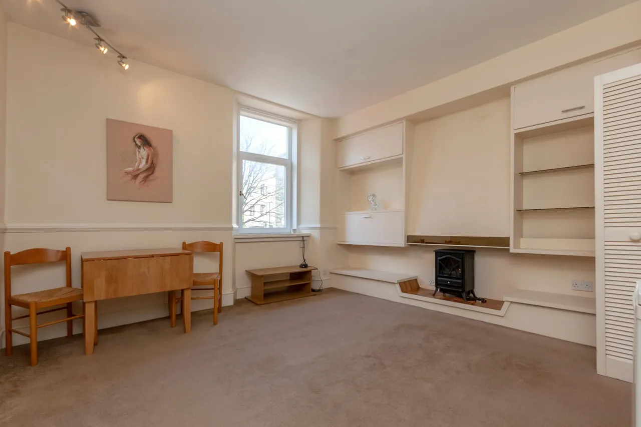 1 bed flat to rent, Richmond Street, Rosemount, AB25